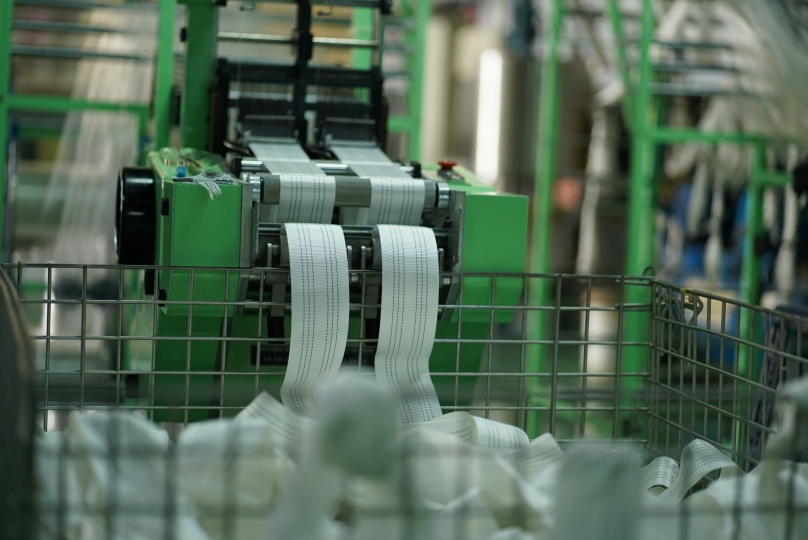 various types and sizes of webbing slings