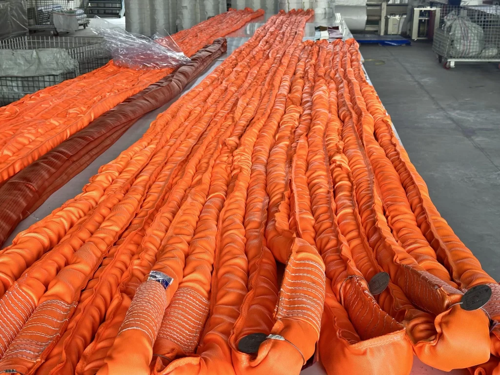 perbedaan Webbing Sling dan Round Sling